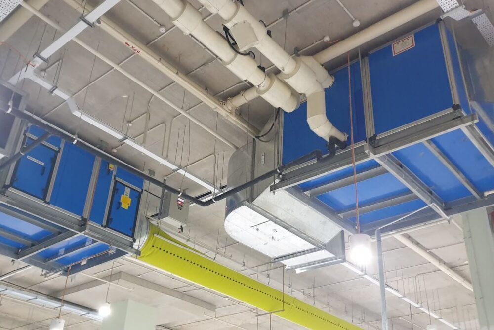 air duct cleaning in Singapore